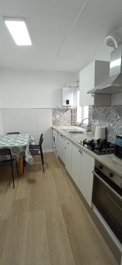 La Casona Vivienda Uso Turistico Recien Reformada En El Centro De Vilagarcia. Vilagarcia de Arousa Buitenkant foto